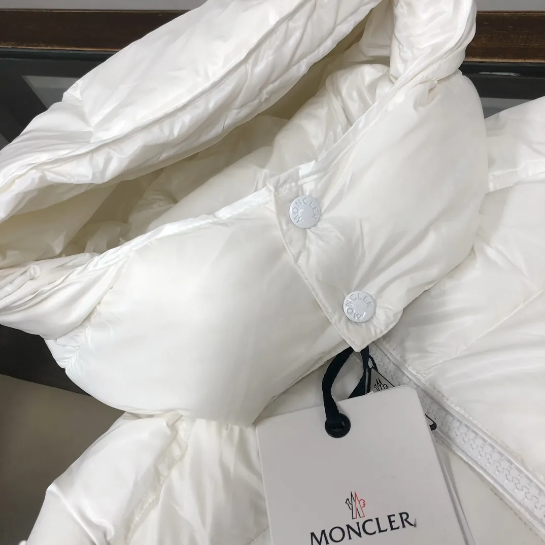 #Moncler/ #MAYA Same Style Classic # ！ ， Moncler 。 Classic ， 、 ， 8 ，Maya Moncler ， 。 ， ， 。 ➖NFC ➖ nylon 。 ➖ ， Authentic Quality。 Size：Classic （ 1-6）Pink（0-3）White（1-5）Gray（1-5） （1-5） （1-6） （1-6）